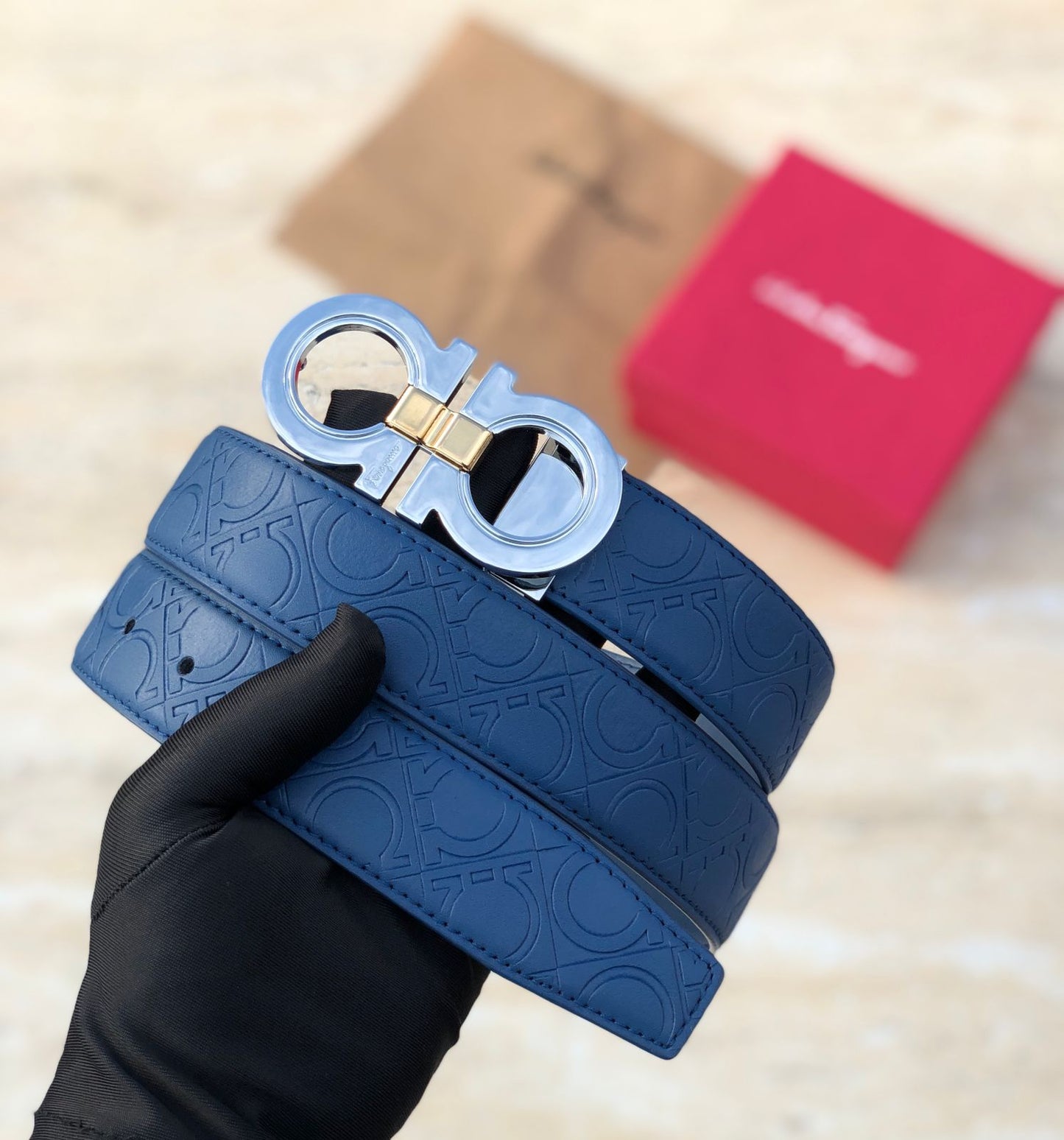 SALVATORE FRRRAGAM SILVER BLUE PRINTED PREMIUM QUALITY BELT