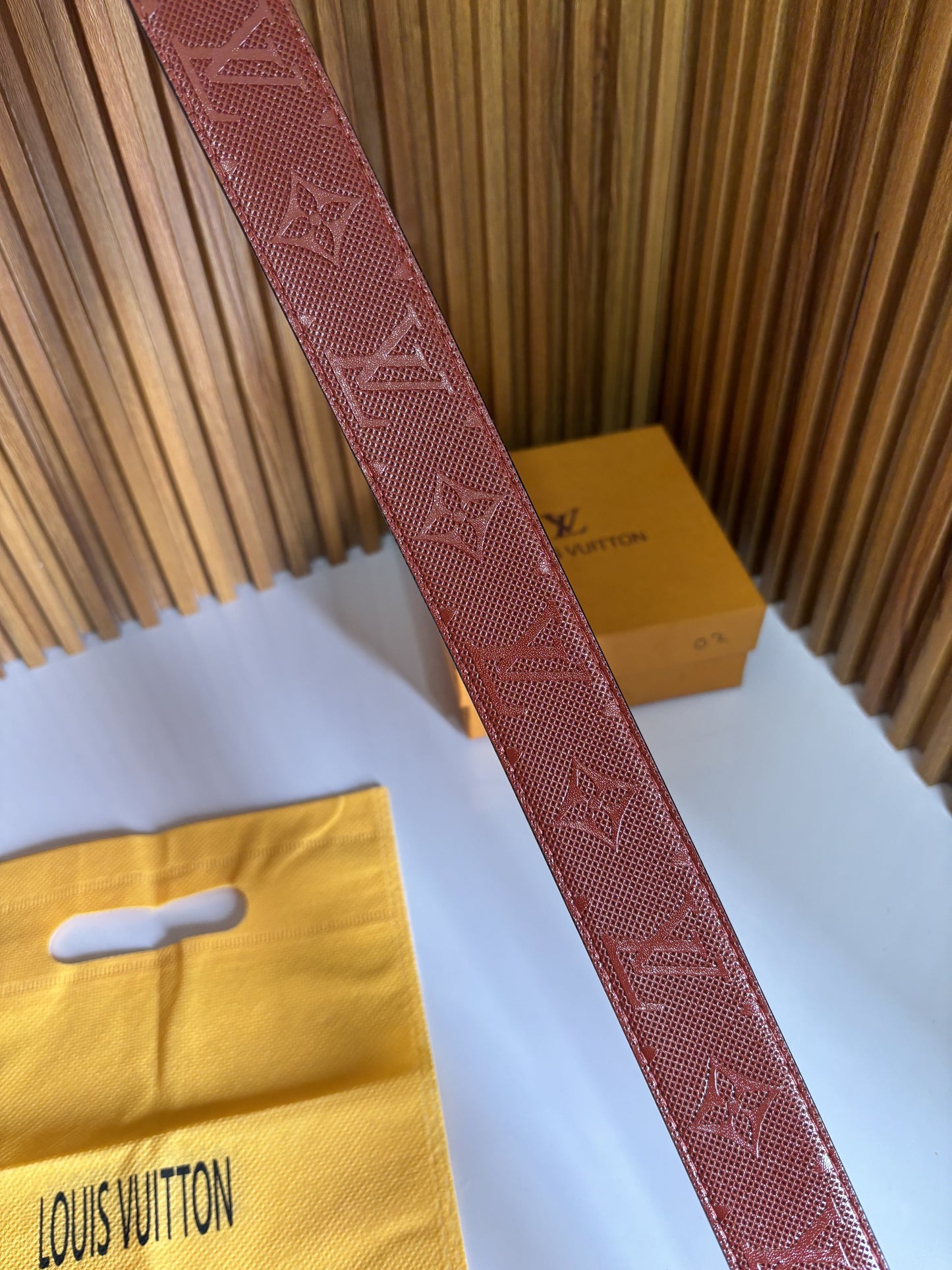 LOUIS VUITTO N PRINTED PREMIUM QUALITY REVERSIBLE BELT