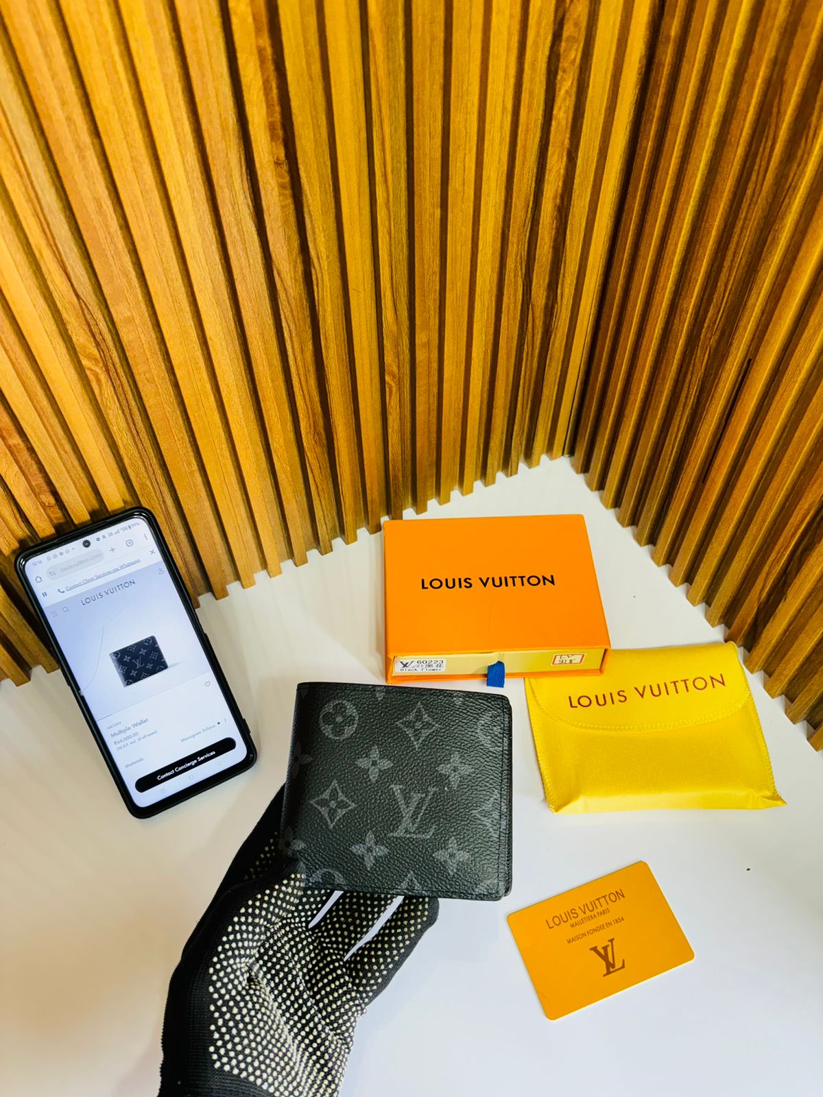 LOUIS VUITTON PRINTED PREMIUM QUALITY WALLET WITH BOX