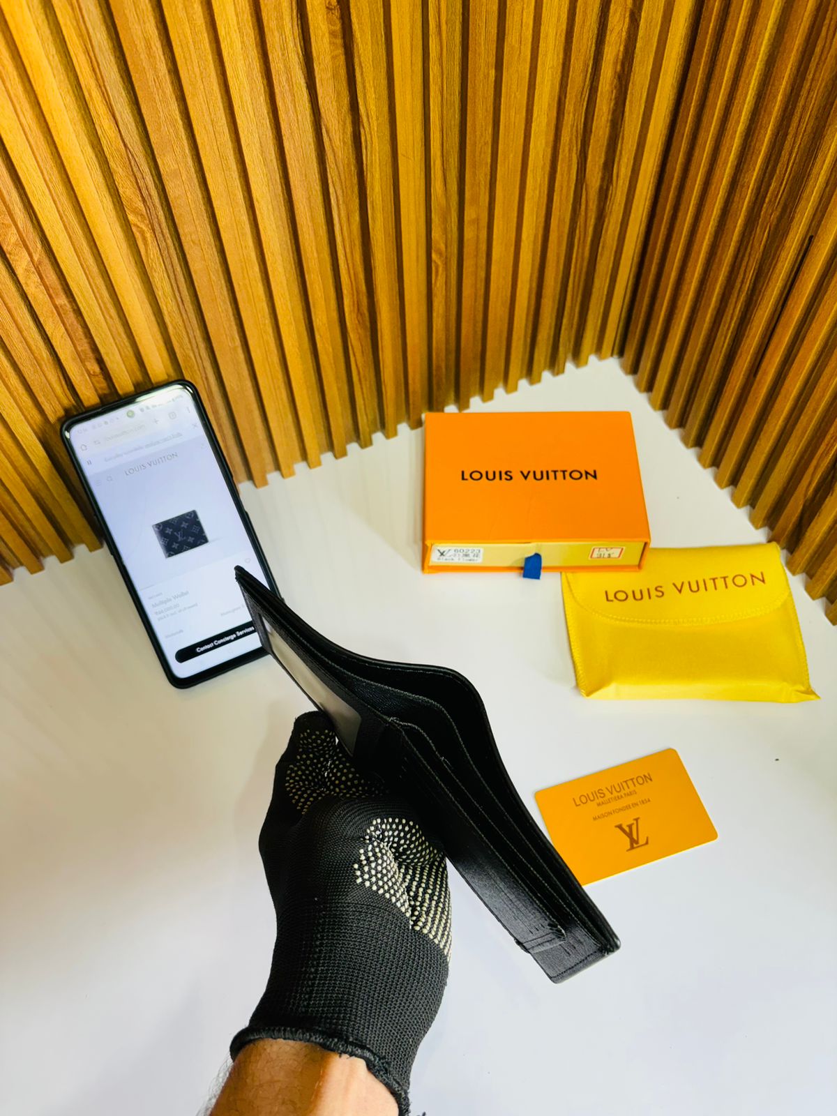 LOUIS VUITTON PRINTED PREMIUM QUALITY WALLET WITH BOX