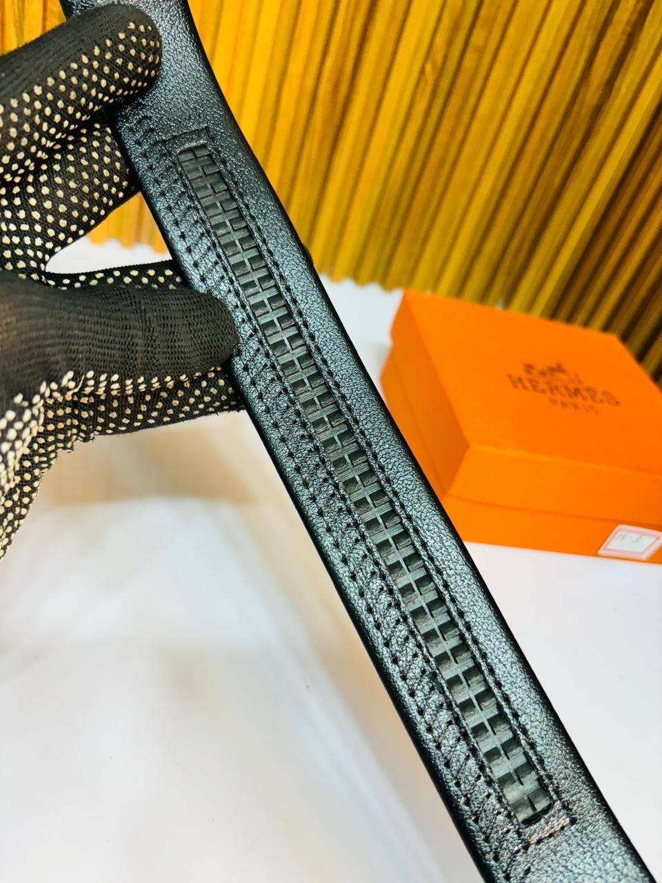 HERME S PREMIUM QUALITY AUTOMATIC LOCK BELT